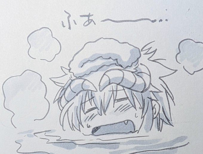 少しは気温と湿度がマシになったかと思い夜間哨戒で8000歩。カツカレー分には足りないね。それでも汗だく。本日2度目のお風呂。 