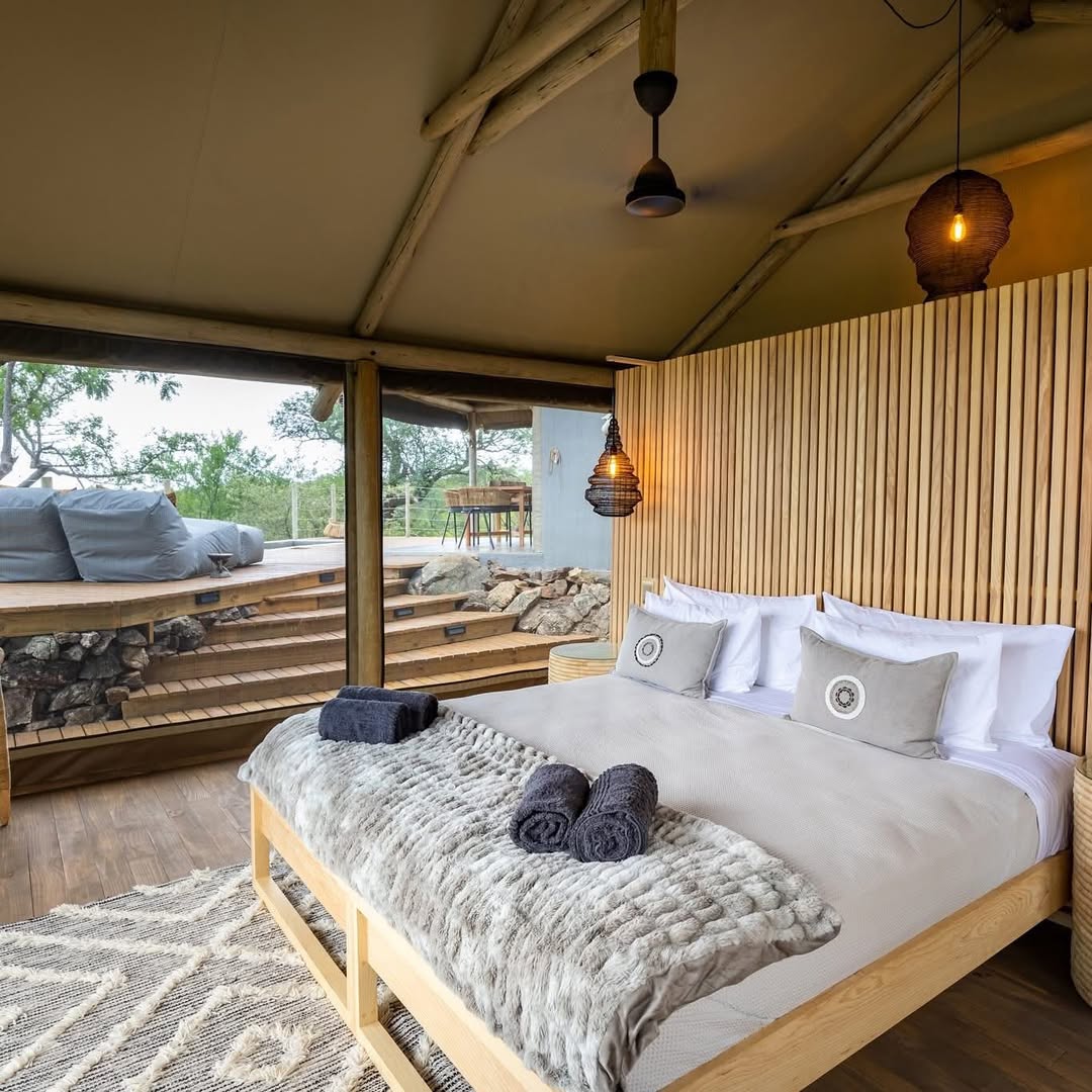 PryvateFigure's tweet photo. BUSHVELD BIVOUAC LILLIE
Tented Camp
Capacity: 4 people
2 adults, 2 children
Located in Lekkergoed farm,Mica, Limpopo!
#TravelAbodes #staycation #safari
News24 Cat Matlala Kenny kunene
Zandile THE ANC Ramaphosa Tshwane City Power SABC Gwede Magesi Mapitsi Orlando Pirates https://t.co/CQfnCgrenx