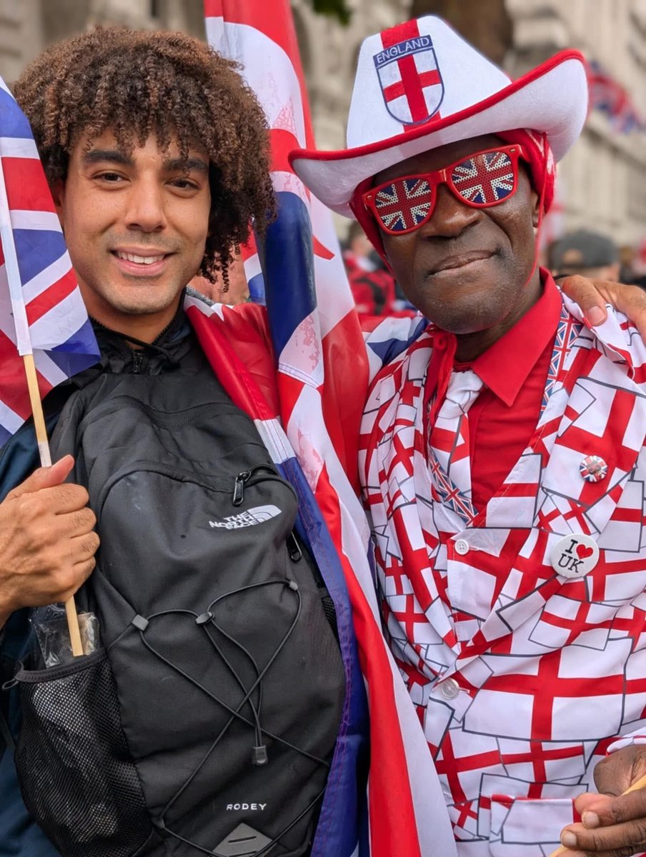 ❗️Far Right My Ar$e

Two lovely people at the Freedom Rally last Saturday. 

You know, the one Keir Starmer &amp; Sadiq Khan reckons is racist.