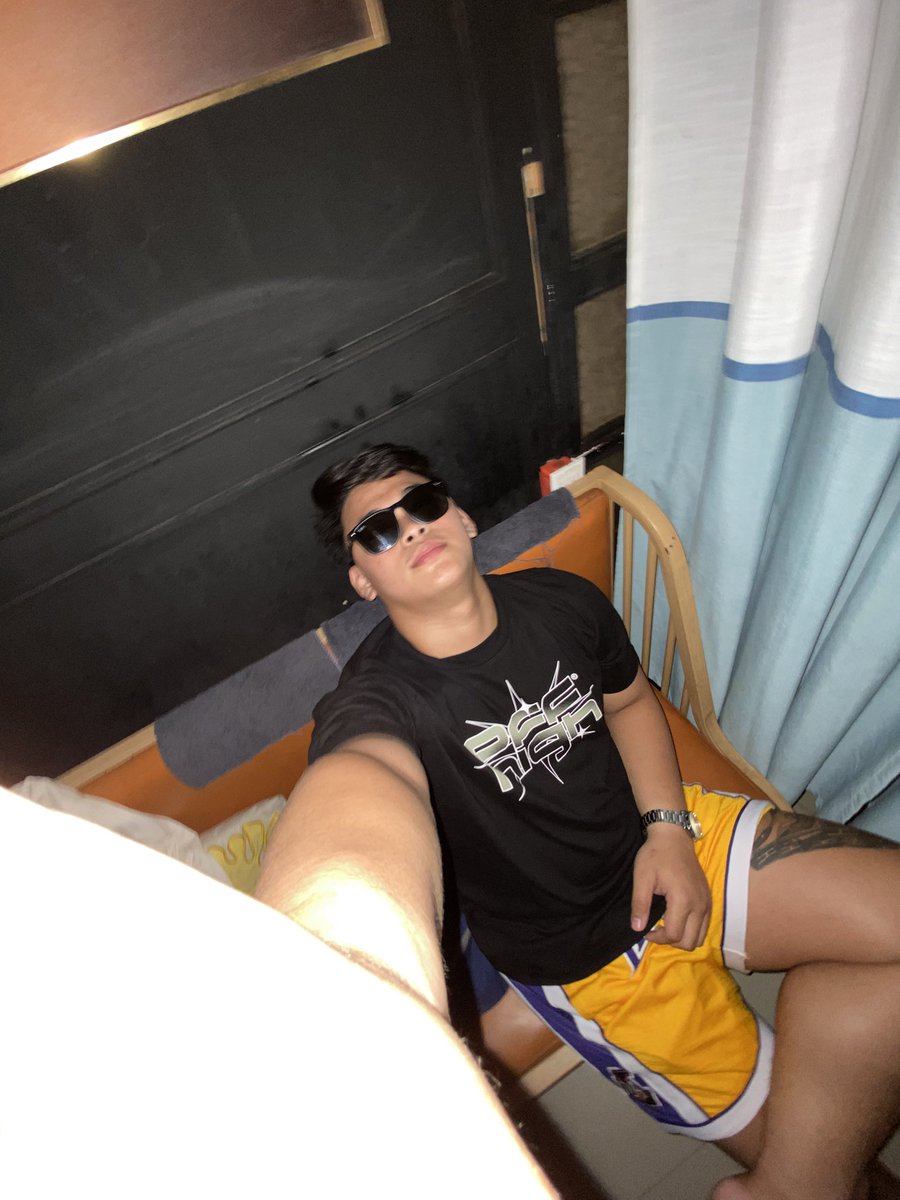 ArjayZues's tweet photo. hello clients duty parin tayo sa @RSpampanga book kana abang maaga pa 😎

@Radiance_banawe 
@TERRENCE_3007 
@SoulAlter17 
@YourCritReview https://t.co/szW16XfS0g