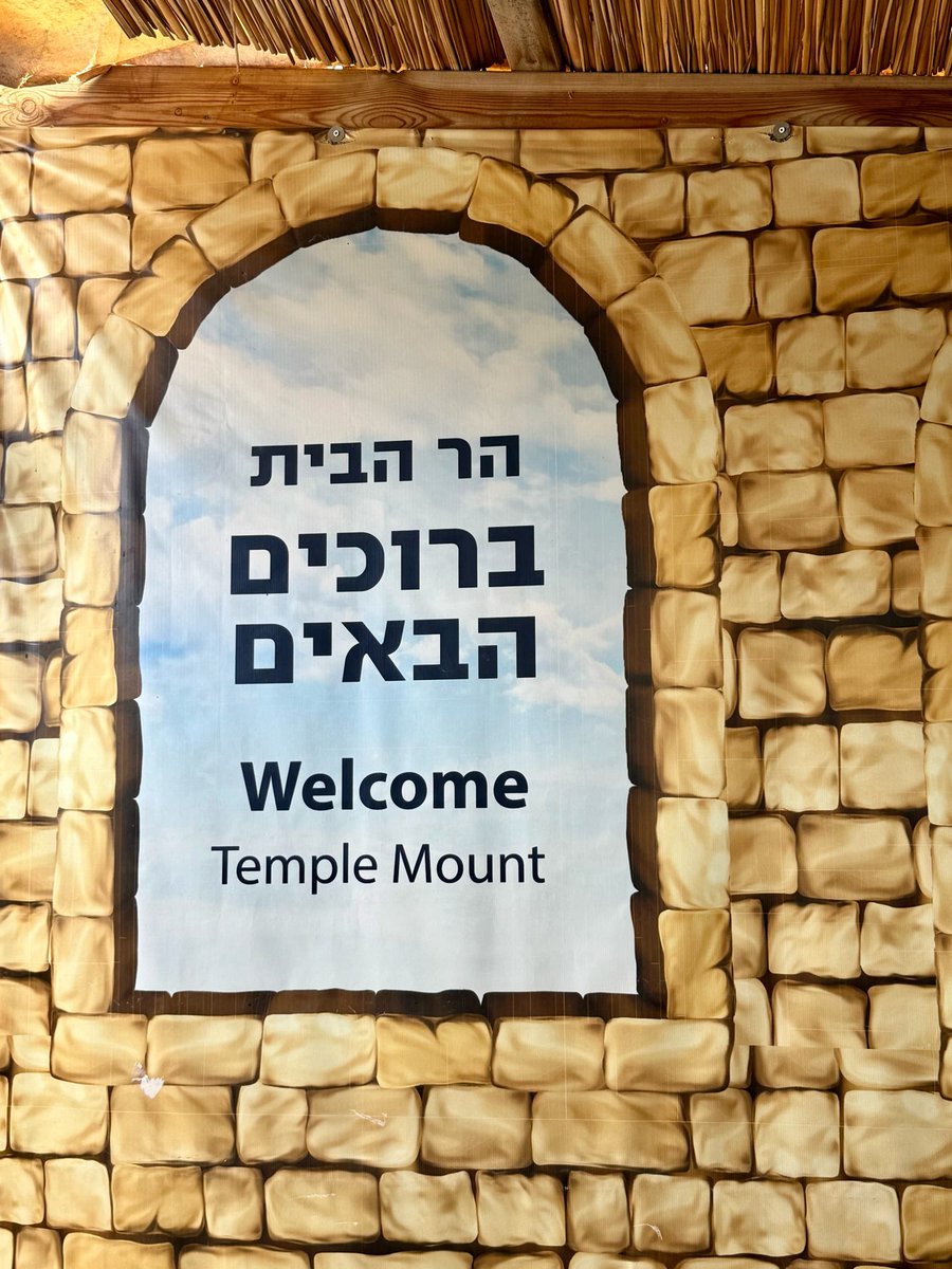 Chad Moore tweet media