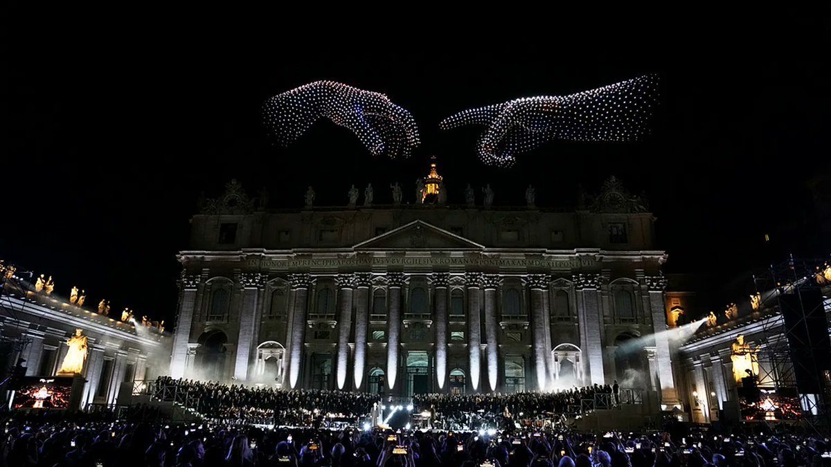 El Vaticano convirtió el cielo en pantalla con 3.500 drones.
Para muchos: un show hermoso.
Para otros: EL INICIO DEL BLUE BEAM.
#Vaticano #bluebeam