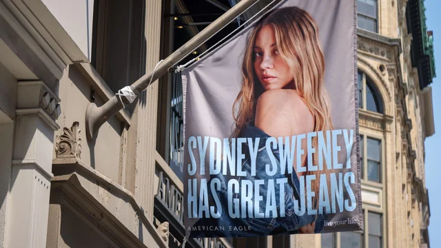 American Eagle's stock is up 20%, and they're crediting the "best to date" Sydney Sweeney campaign. As fans are pointing out, outrage marketing works. The racists loved the ad, and now the company is reaping the rewards. #SydneySweeney #AmericanEagle #TheTrendJukeBox
