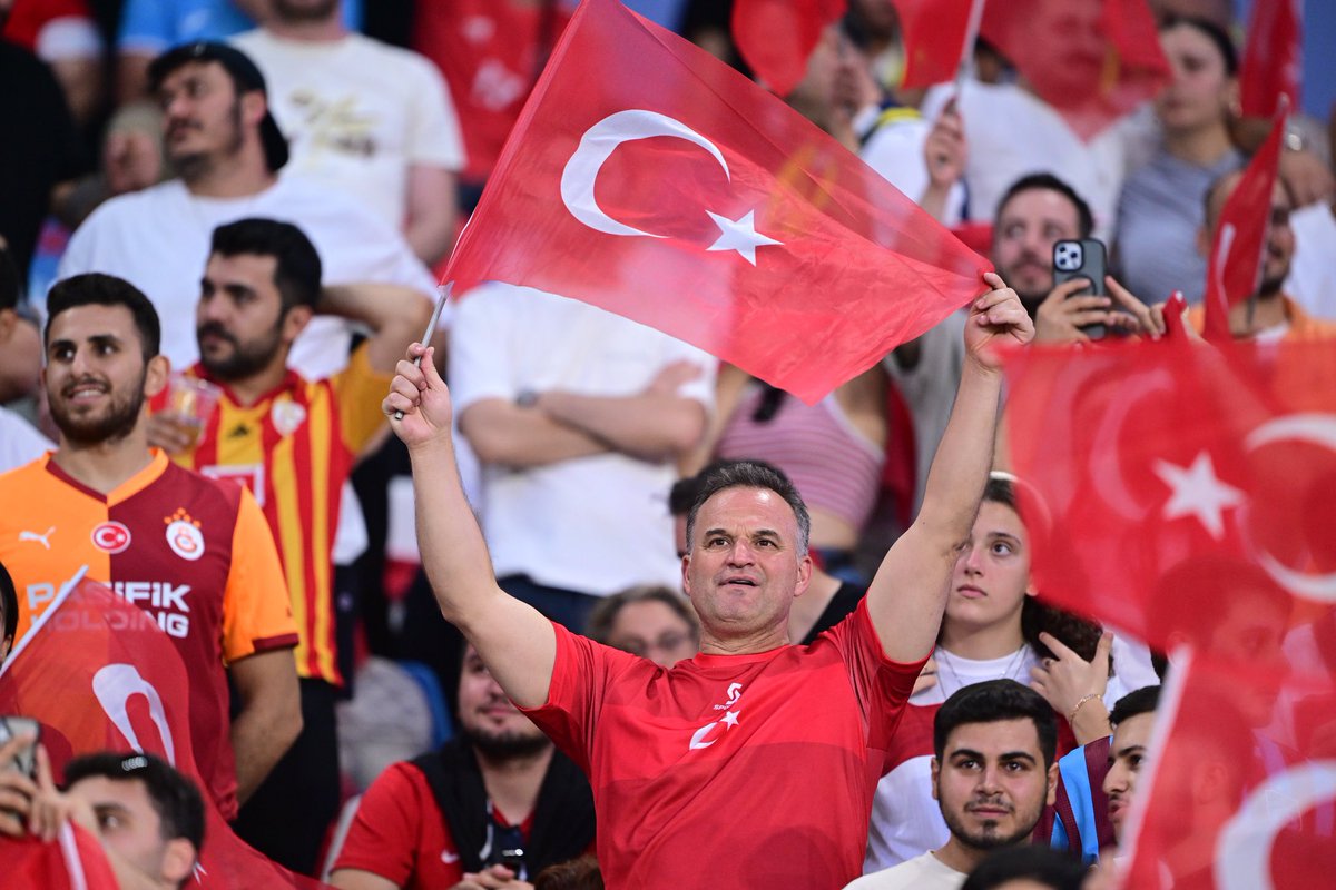 ajansspor's tweet photo. 🇹🇷 Gürcistan deplasmanında taraftarlarımız. https://t.co/RYMGJ0I4g2