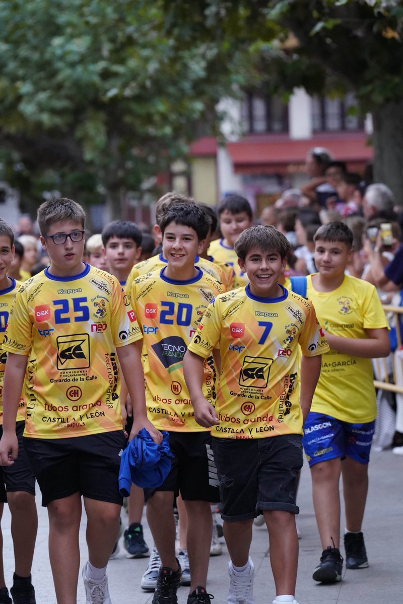 Las almas que colorean el Santiago Manguán, 𝐥𝐚 𝐛𝐚𝐬𝐞 𝐝𝐞𝐥 𝐂𝐥𝐮𝐛 𝐁𝐚𝐥𝐨𝐧𝐦𝐚𝐧𝐨 𝐕𝐢𝐥𝐥𝐚 𝐝𝐞 𝐀𝐫𝐚𝐧𝐝𝐚 🐣

#LaBaseVDA