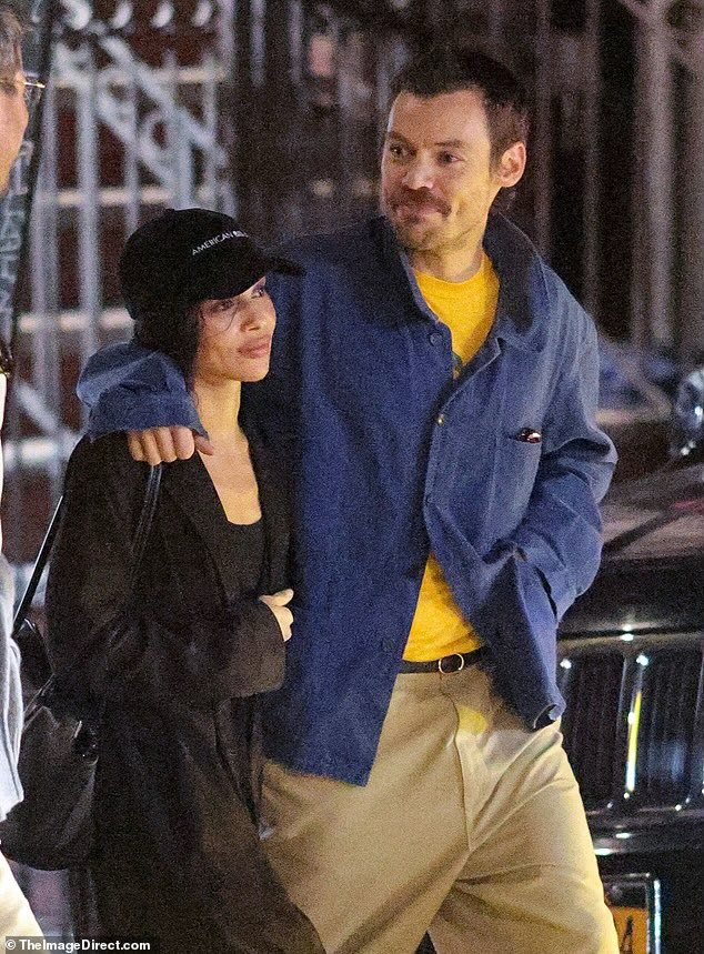 HS Candids tweet media