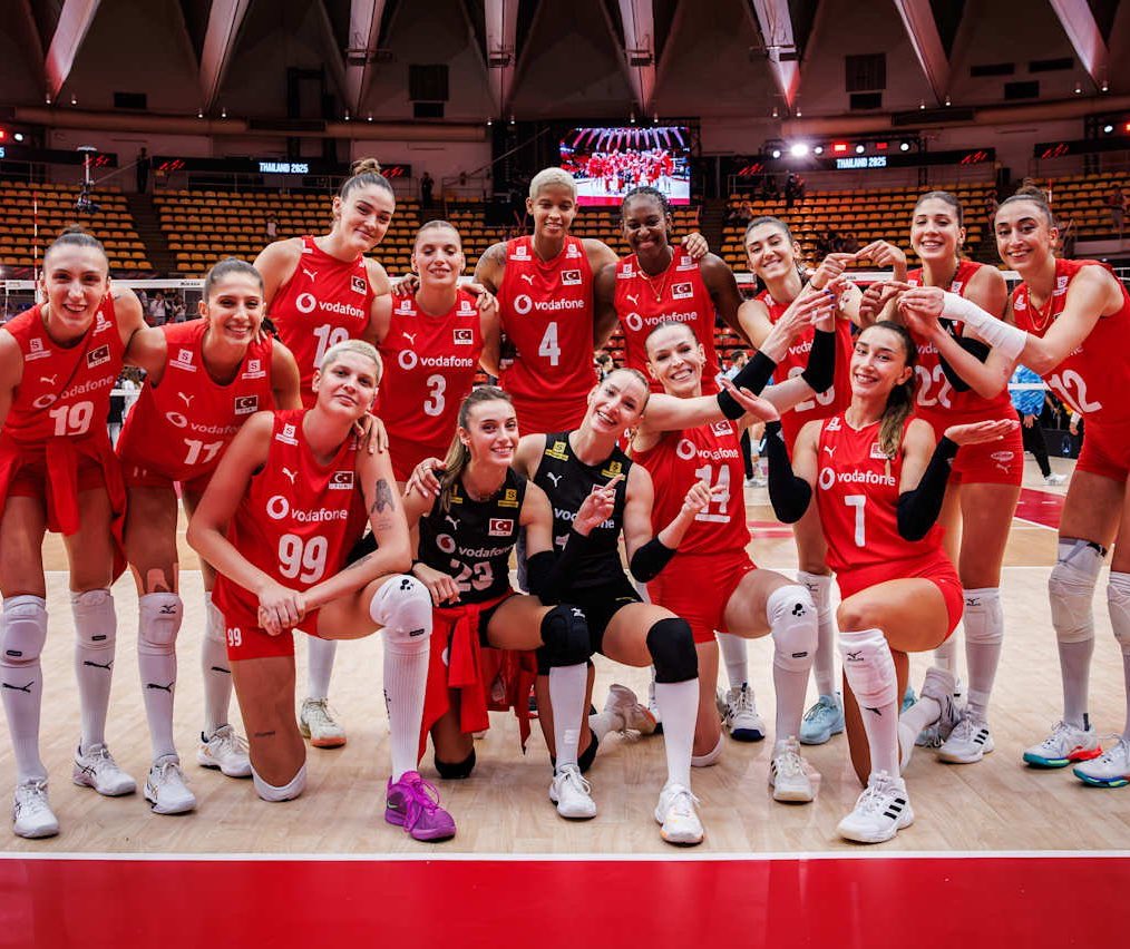 Filenin Sultanları, tarihinde ilk kez Dünya Şampiyonası'nda yarı finale yükseldi. 🇹🇷