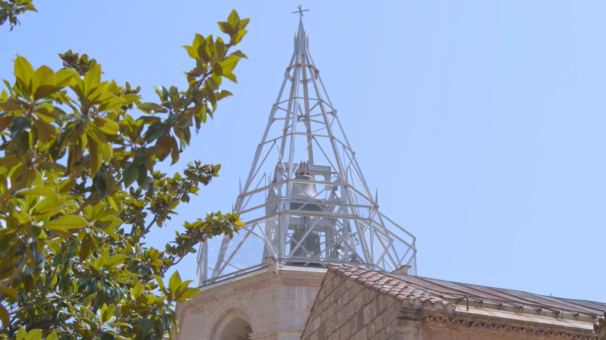 🔔🔊 El so de les campanes de #Montserrat arriba fins al firmament.