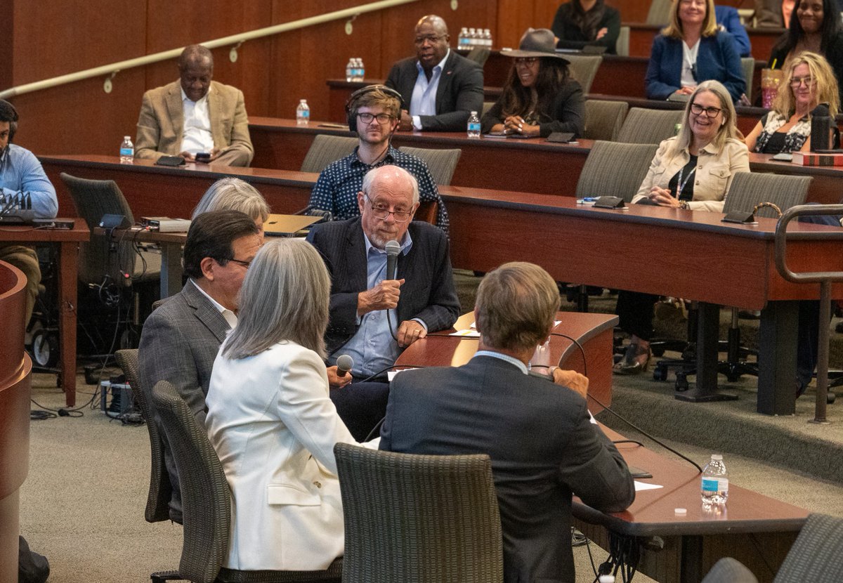 You Might Be Right Podcast (@ymbrpodcast) on Twitter photo #NewEpisode: With the judicial branch increasingly in the spotlight, how judges are chosen and held accountable has never mattered more. During a special live episode of #YouMightBeRight, recorded at <a href="/memlawschool/">Univ. of Memphis Law</a>, the governors spoke with TN Supreme Court Justice Holly Kirby, #NewEpisode: With the judicial branch increasingly in the spotlight, how judges are chosen and held accountable has never mattered more. During a special live episode of #YouMightBeRight, recorded at <a href="/memlawschool/">Univ. of Memphis Law</a>, the governors spoke with TN Supreme Court Justice Holly Kirby,