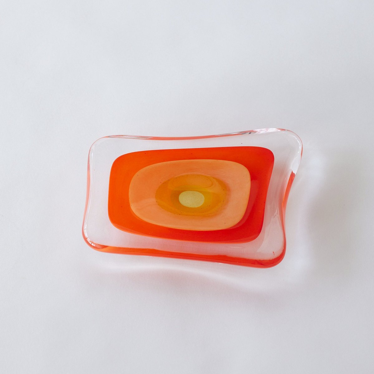 美しいのです。
オンラインストアにもうすぐアップします！

#アトリエ日々
#sakikoglassdesign 
#吹きガラス
