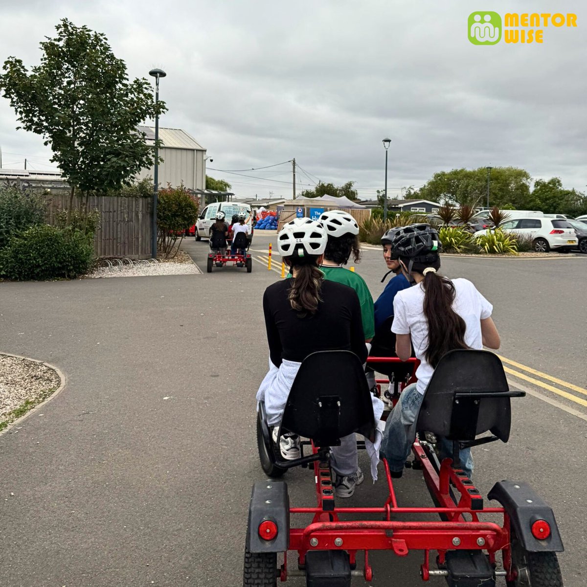 MentorWiseUK's tweet image. Sharing moments, creating memories💚

#mentorwise #creatingmemories #lifewithfriends #holiday  #mentorwisemoments #growtogether #happinessshared #community