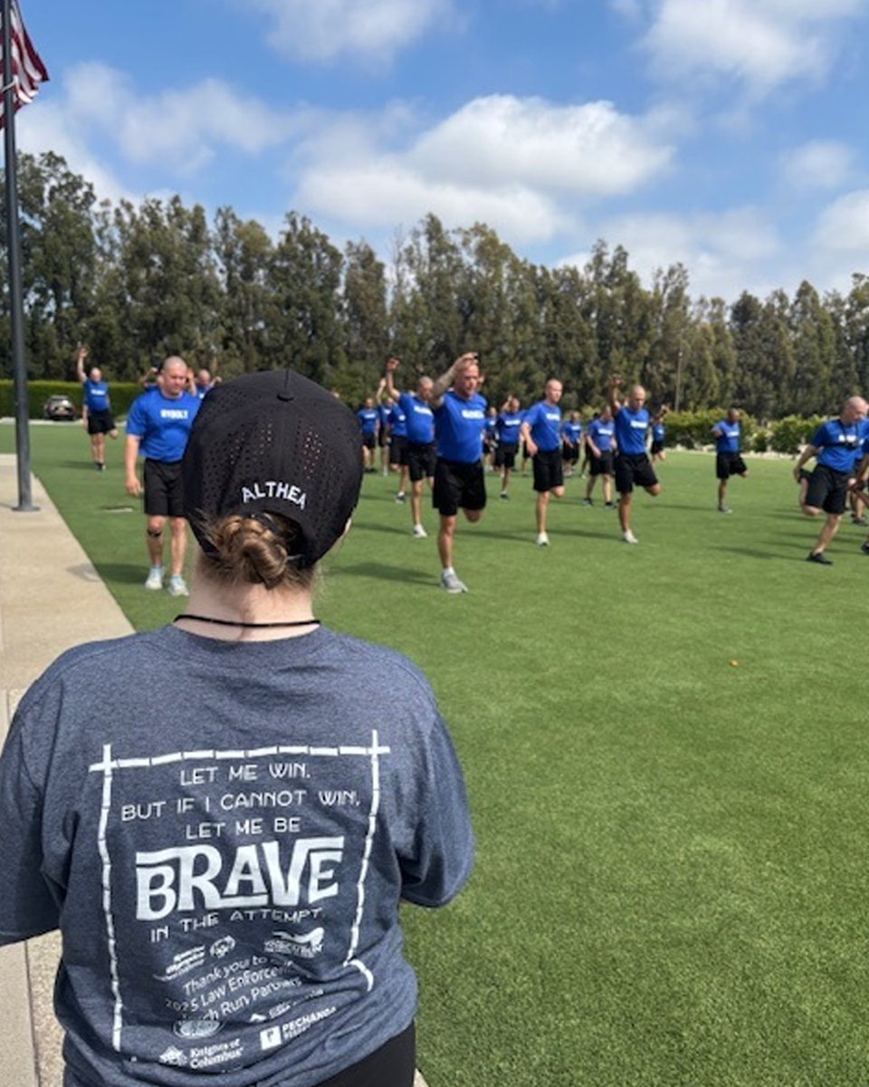 letr4sosc's tweet image. 💙 SOSC athlete Althea Barilone joined @VENTURASHERIFF recruits for the “Memorial Workout,” honoring fallen Deputy Eugene Kostiuchenko.
RTOs in black, recruits in blue… and yes, a few tears too. 😅
#LETR4SOSC #VCSO #NeverForgotten