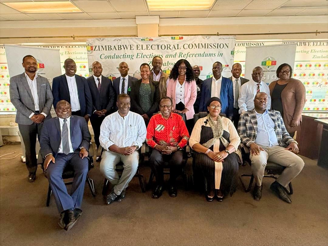 Zimbabwe_Inst's tweet photo. Today, political parties working under the Zimbabwe Political Parties Dialogue (ZPPD) platform met with the Zimbabwe Electoral Commission (ZEC) to discuss electoral reforms.   The ZPPD is a dialogue platform convened by the Zimbabwe Institute (ZI).    @IrlEmbPretoria   @SwissEmbZim @Palmecenter  @NRC_Norway @ParliamentZim @HeraldZimbabwe @FingazLive  @ZBCNewsonline  @UNFPA_Zimbabwe  @UNDPZimbabwe  @UNZimbabwe @_AfricanUnion @SADC_News  @euinzim  @nangozimbabwe  @ZESN1  @ercafrica