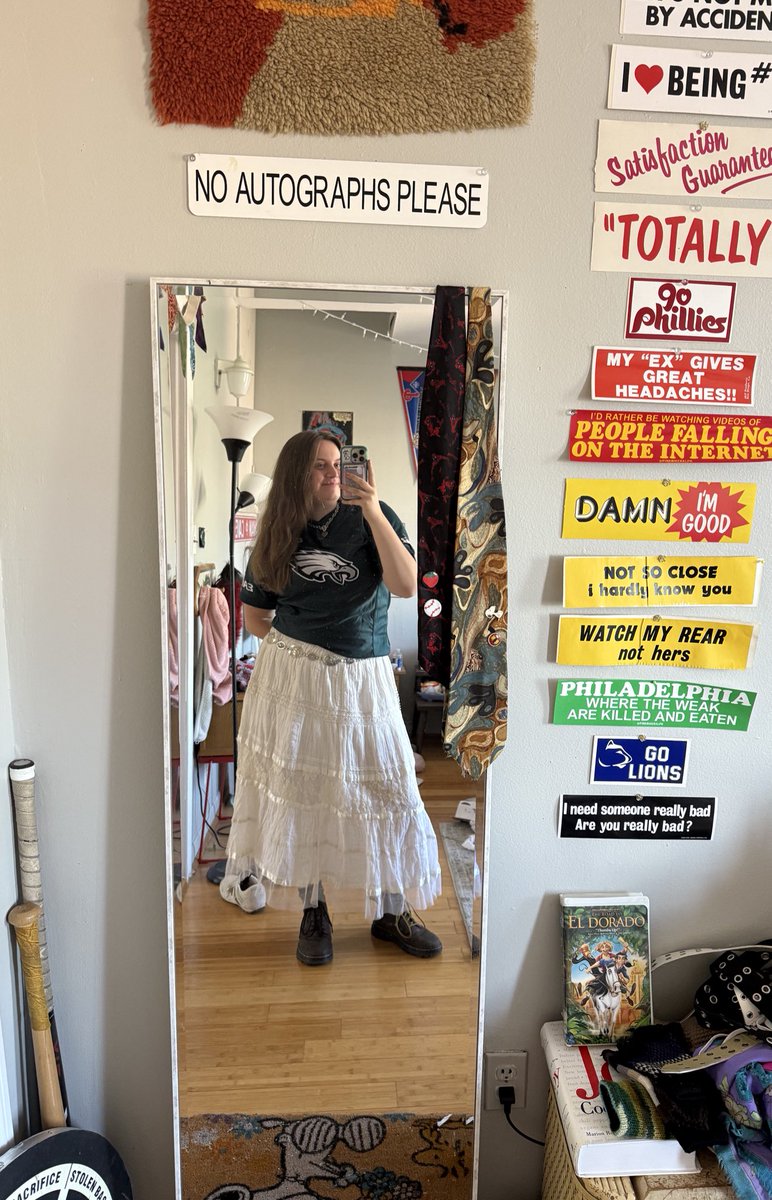return of the ootd thread for the home opener 💟🫵