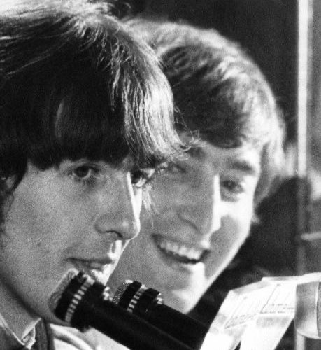 💚💜 (@thinklennison) on Twitter photo 