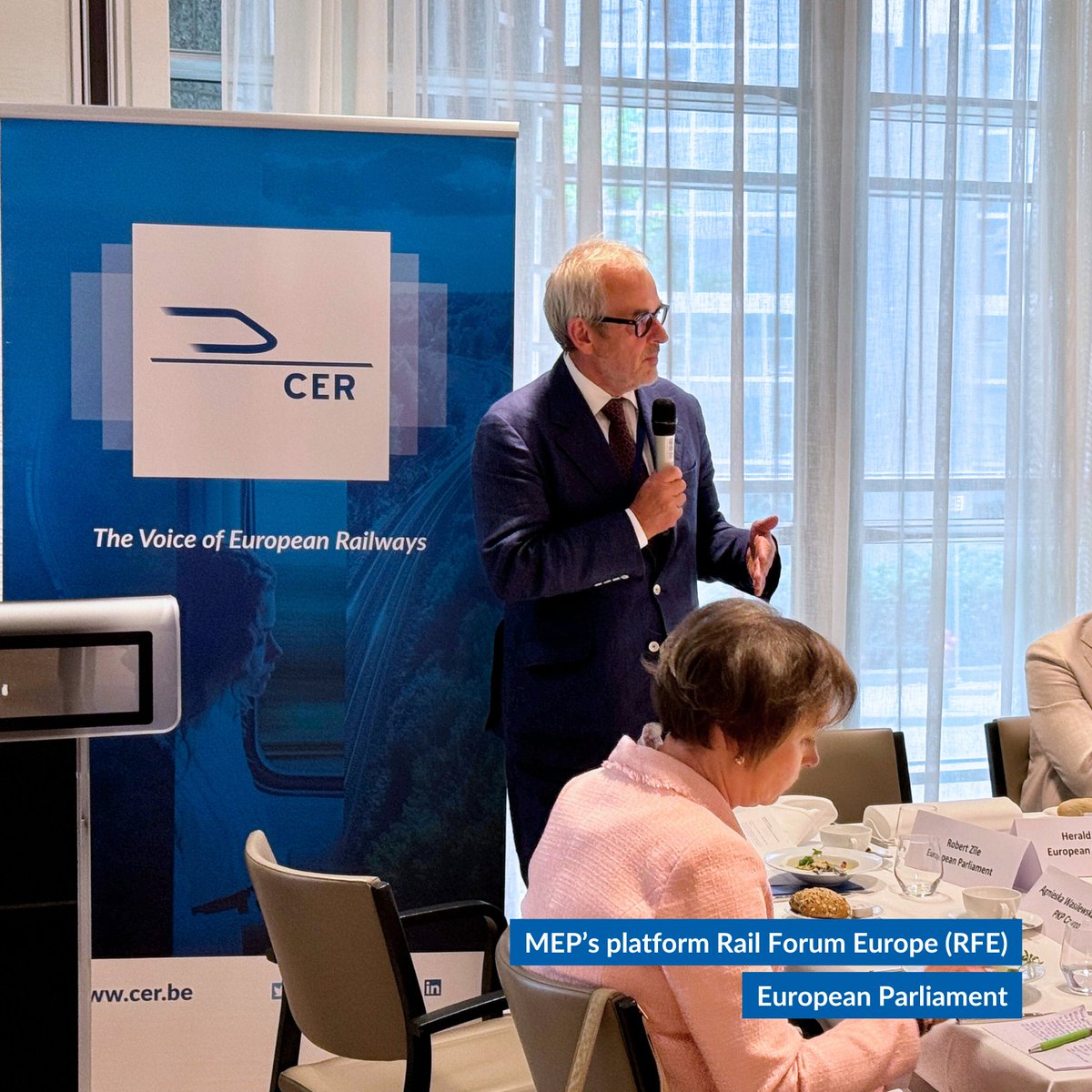 CER_railways: European Parliament addresses rail's role in #EUdefence readiness👇

MEP's platform dedicated to rail transport, Rail Forum Europe, held a debate on #MilitaryMobility.

As the #EU reinforces its common security and defence, a key question i…