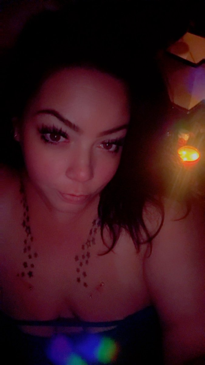 GoddessDoll602's tweet photo. Enjoying some me time 🩷 https://t.co/1B2jBbJUa8