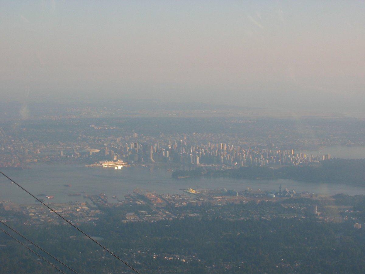 🌫️ #DYK Vancouver currently has the world's worst air quality due to #wildfire smoke?
This highlights the urgency of 3 new projects launched to better understand how wildfire smoke impacts:
🔹 People w/ COPD
🔹 Allergy sufferers
🔹 Unborn children
➡️  statics.teams.cdn.office.net/evergreen-asse…