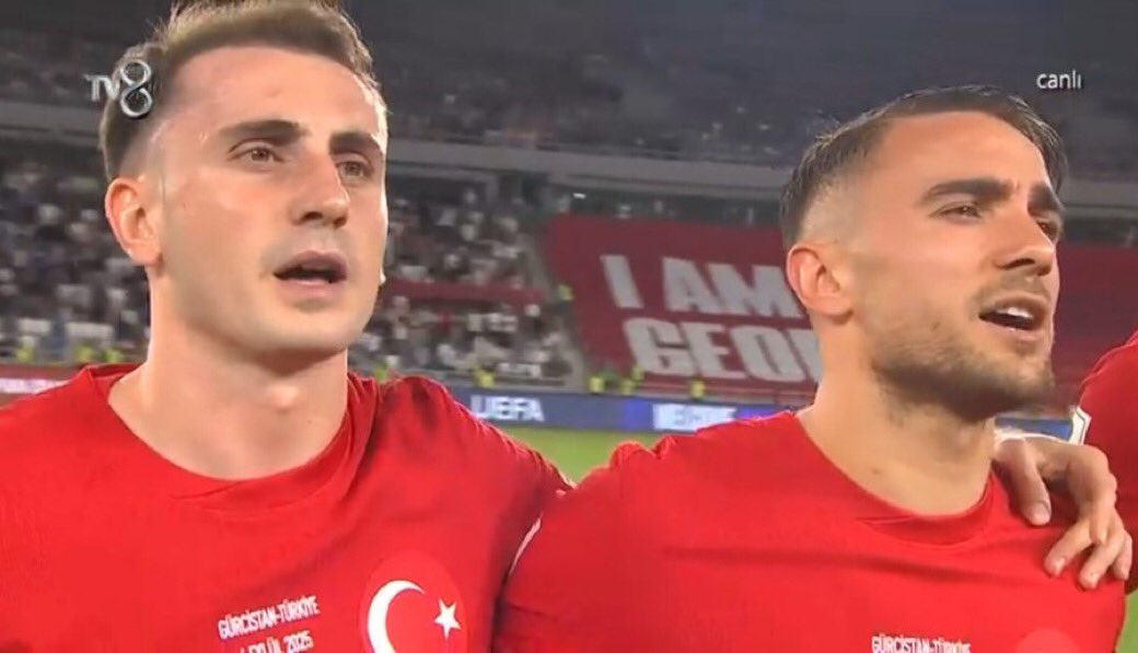 Konu milli takım olunca bjkli ve gsli kardeşlerle bizdir