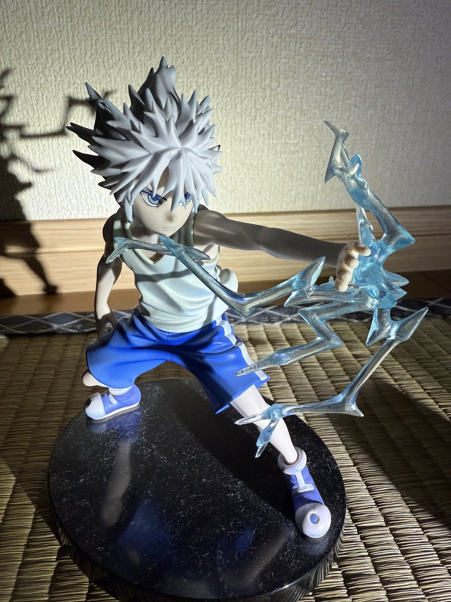 HUNTER×HUNTER
バイブレーションスターズ　キルア
バイブレーションスターズのプライズがかなりのお気に入り‼️
ブルーの陰影塗装がしっかりしているし、立体感を感じる。

実は皆さんのレビュー、YouTuberさんのレビュー見ていて評価急上昇😆
プライズは軽く超えてくれると見て、キルアポチりました。
