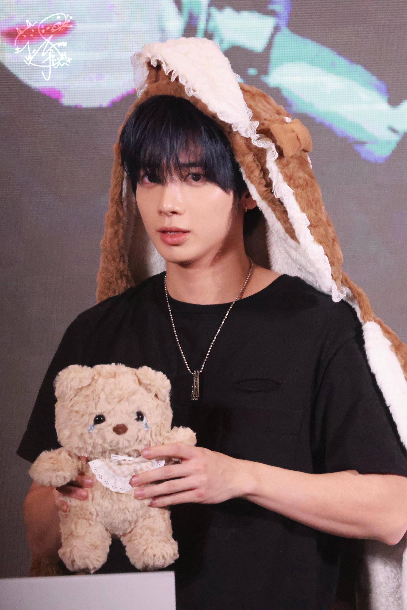 HYEON へヨン　ファー　ted stole HYEON へヨン ファー ted stole HYEON へヨン ファー ted stole