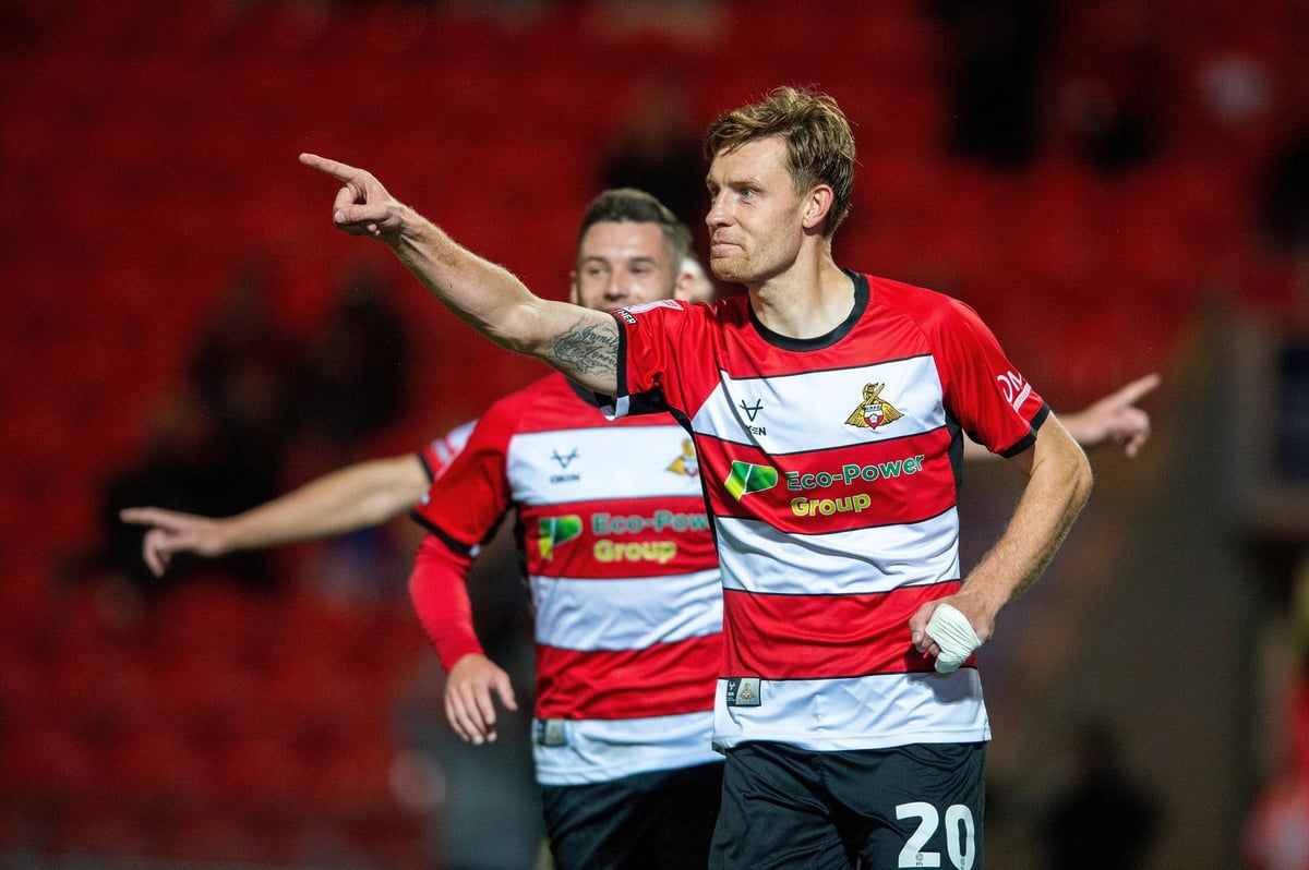 Salford City v #TRFC big match preview. 

Will Joe Ironside start for Rovers?
Can Omari score for 5th game running?
Will 1,300 #SWA fans go home happy?
How Will Tranmere Line Up Without Kenneh?
How Many Pints Will You Have Before KO?

vitalfootball.co.uk/salford-city-v…