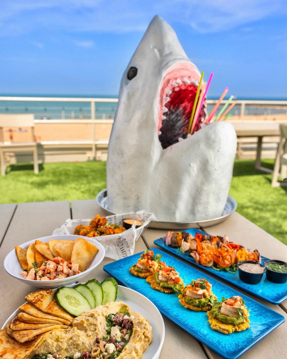 We’ll take this spread with these views over pumpkin spice any day. Summer isn’t over just yet!🦈☀️🍹