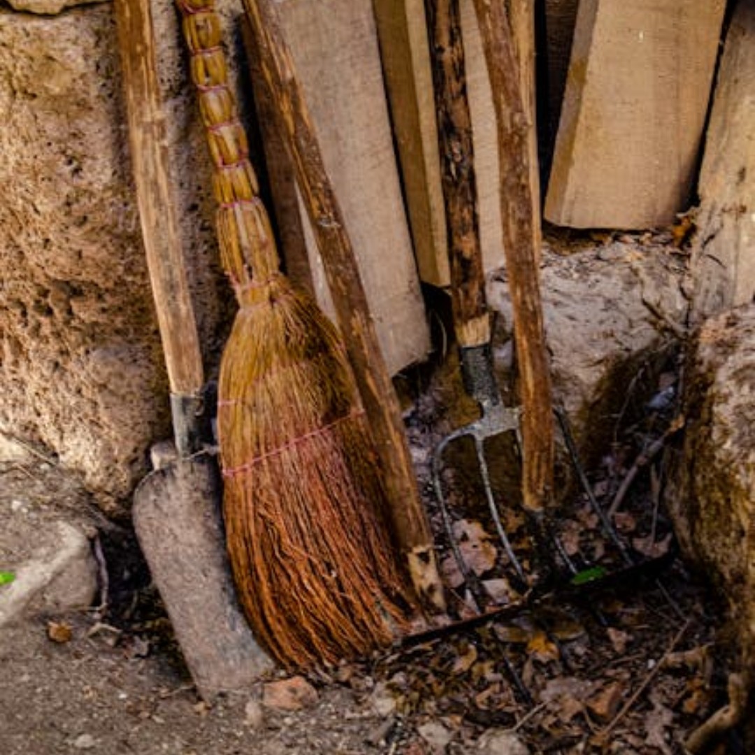 If your lawn has been heavily used in the summer now it the time to aerate consolidated areas with a spiking machine or hand fork. 

 #Aeration #GardeningTips #HealthyLawn #LawnMaintenance #SummerGardening #LawnAeration #GardenLovers