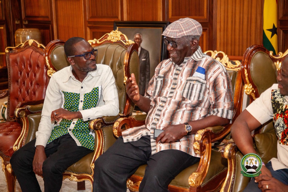 Yesterday, I had the honour of paying a courtesy call on former President H.E. John Agyekum Kufuor at his residence in Peduase.
The visit was to formally introduce myself as the new Municipal Chief Executive for Akuapem South and to connect with him not only as a statesman, but