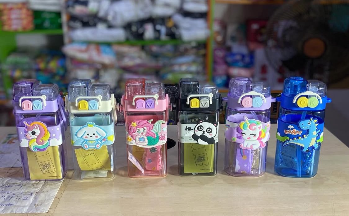 Rubeeys_stores's tweet photo. 2 way character water bottle available at 8,500. https://t.co/u8x6vCoiGB