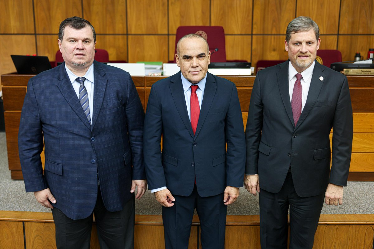 el hambre, la maldad y la mala suerte
por primera vez captadas en una imagen