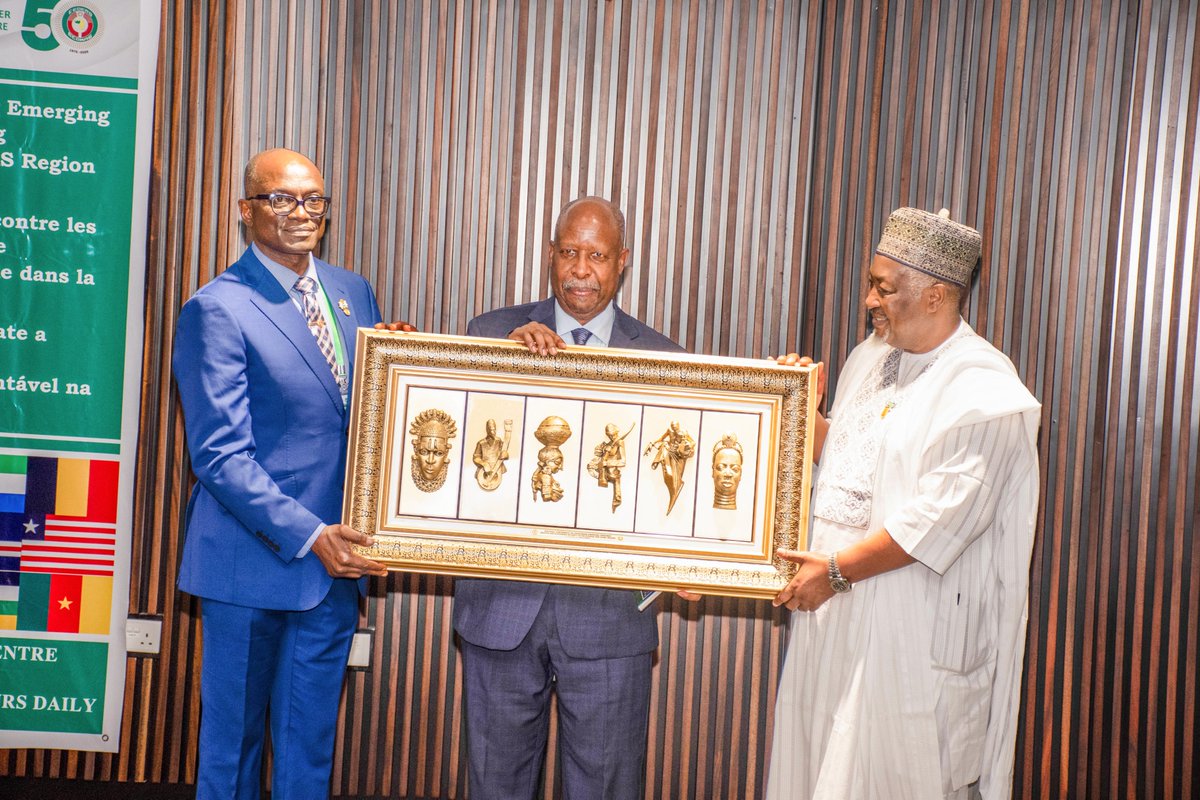 nctconsa's tweet photo. DAY 1: Nigeria hosts a Regional Conference, Sept 3-4, 2025, in Abuja to combat emerging terrorist threats in the ECOWAS Region and Sahel. Maj Gen AG LAKA, NCTC Coordinator, highlighted the need for cross-border collaboration to counter groups like Boko Haram, ISWAP, and Lakurawa. Hon. Minister of Defence, Mohamed Badaru Abubakar, called for a roadmap to strengthen regional security. The event, part of ECOWAS@50, aims to enhance intelligence sharing and non-kinetic measures like deradicalization.
#NCTC #ECOWAS #NationalSecurity #ONSA #NSA