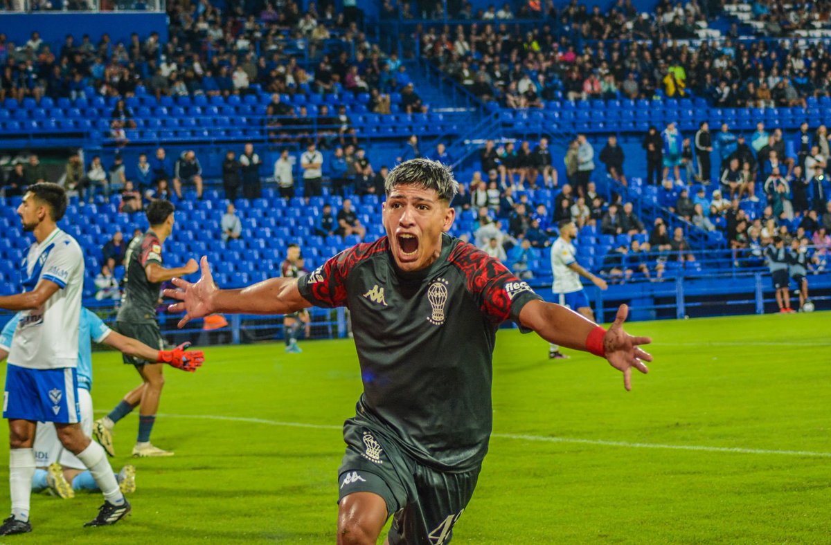 UNQUEMERO tweet media