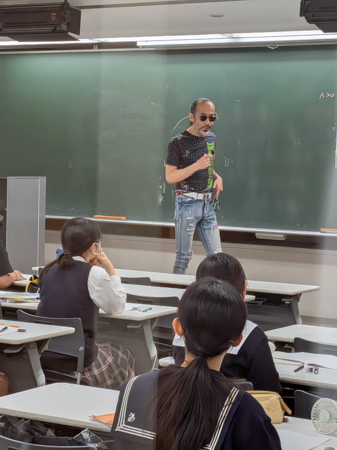 東大特進コース　東大物理高3 1年分　苑田尚之 東大特進コース 東大物理高3 1年分 苑田尚之