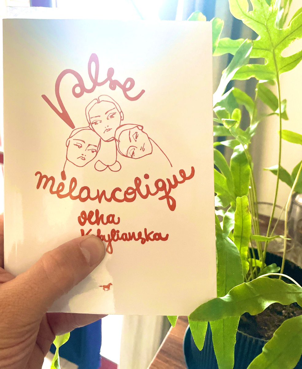 La cadencia de las flores que se marchitan
Sobre Valse mélancolique

Esta novela pequeña, tan ficticia como histórica, escrita por Olha Kobylianska > marchiaro.blogspot.com/2025/09/la-cad…