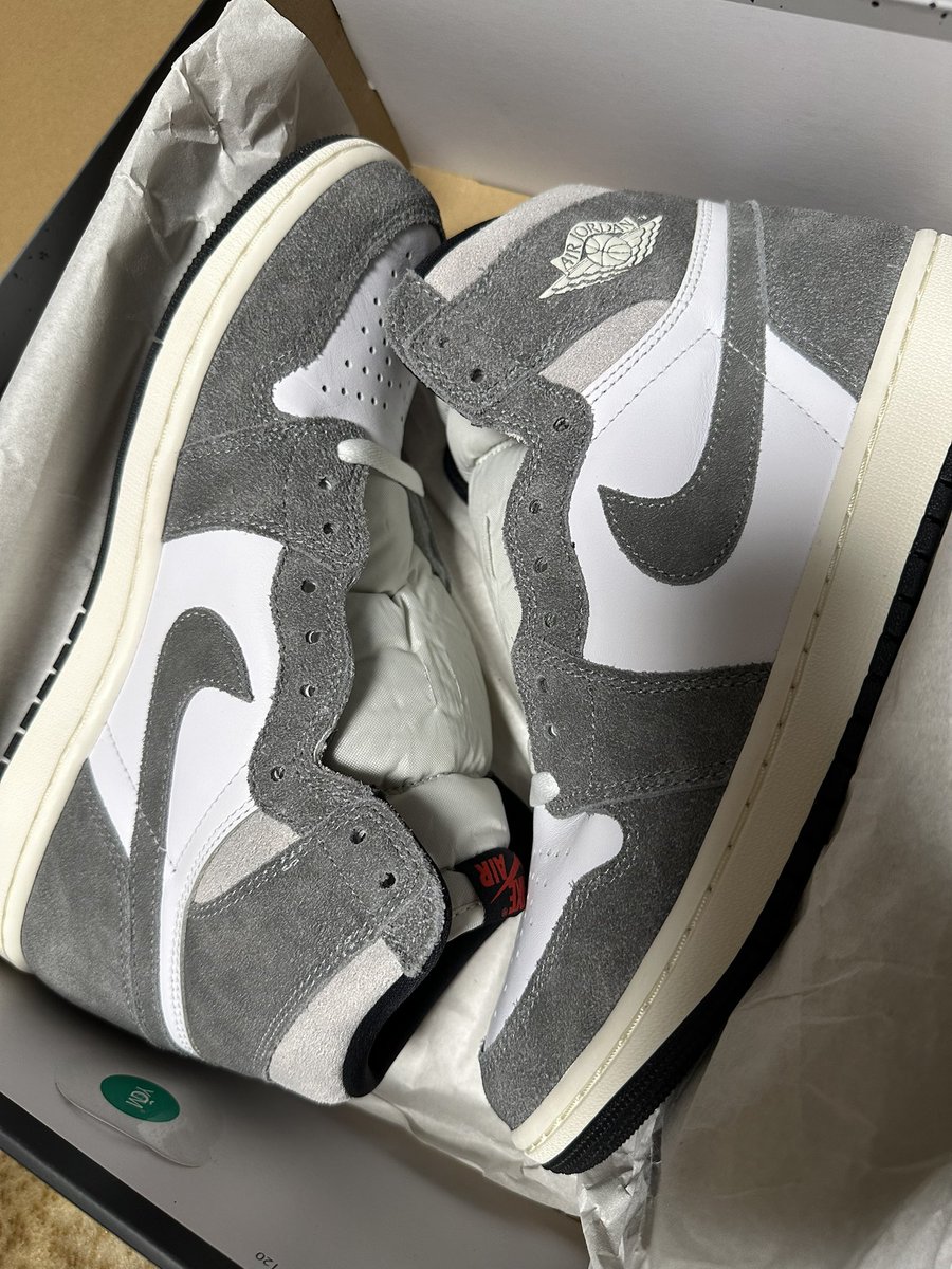 33000円アニボ
ラインナップ外だけどTシャツなしってことはセレクトですらないってこと？？
どういうことだろう🤔

<a href="/ub_addict/">ウバ</a> 
<a href="/addict_snkrs27/">A.D.D.I.C.T</a> 
#3rdAnniversaryBox