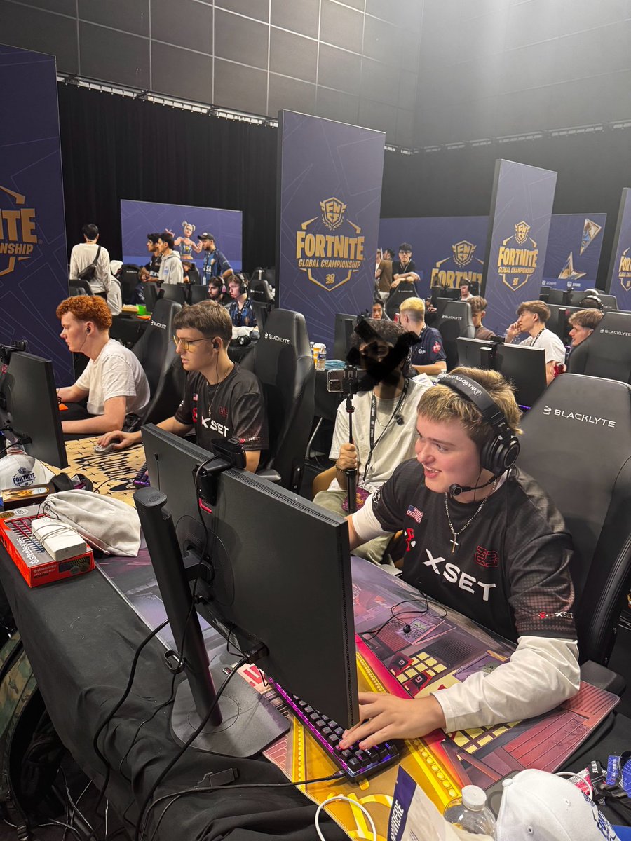 Your globals FNCS champions.