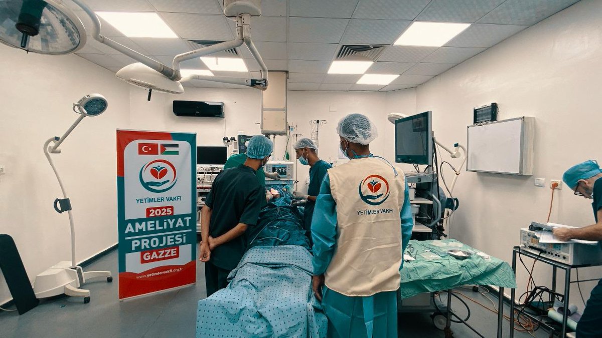 YetimlerVakfim's tweet photo. ✊ #Gazze’de Ameliyat Projemiz

#Yetimler Vakfı olarak, Gazze’de Ameliyat Projesi kapsamında #siyonist saldırılar sonucu yaralanan kardeşlerimize şifa vesilesi olacak ameliyatlar gerçekleştirdik.

🤲 Hayırseverlerimizin desteğiyle Gazze’deki mazlumların yanında olmaya, yaralarını sarmaya devam ediyoruz.

Destek için 👇
 Alıcı Adı: YETİMLER VAKFI
 IBAN: TR60 0020 5000 0939 2451 6000 13
 ☎ 0549 540 2921
🌐 https://t.co/lFwb4aRYmb