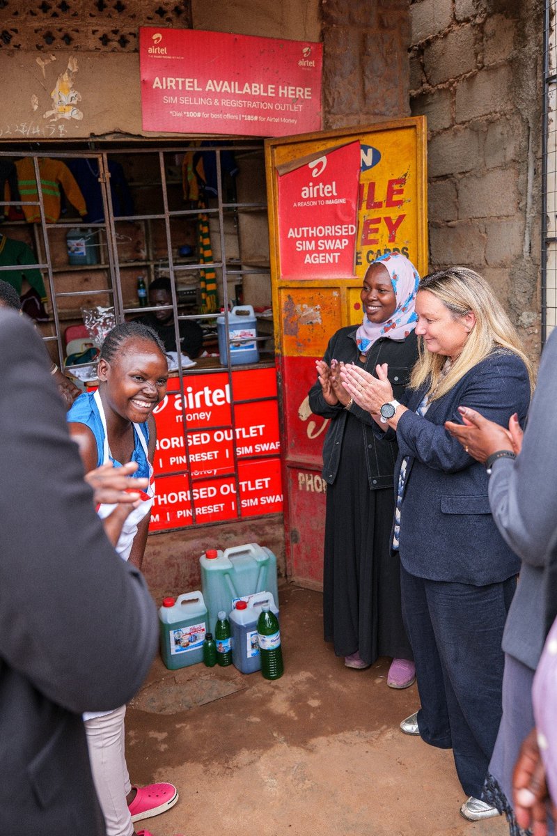 Inspiring visit!
On 19 Aug, our Regional Director SSA, Lucy Pearson, visited Scoris Int. School Uganda From winning the Your World Competition (2024) to building capacity of women in life skills, Scoris students are driving impact beyond classrooms.
#BritishCouncilPartnerSchools