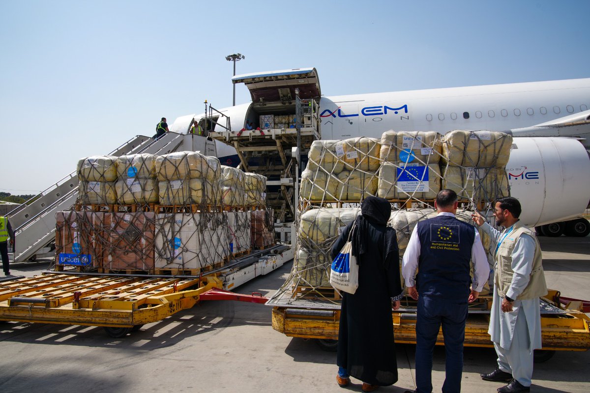 Thank you, <a href="/eu_echo/">EU Civil Protection & Humanitarian Aid 🇪🇺</a> &amp; <a href="/EUinAfghanistan/">EUinAfghanistan</a>, for standing with #children &amp; families in eastern #Afghanistan.

130 tonnes of life-saving supplies have arrived in Kabul to support <a href="/UNICEF/">UNICEF</a>’s #EarthquakeResponse, ensuring urgent shelter, medical aid &amp; clean water reach those in need.