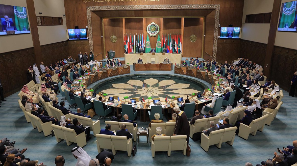 وزير الخارجية والمغتربين السيد أسعد حسن الشيباني يشارك في أعمال الدورة الـ164 لمجلس جامعة الدول العربية على المستوى الوزاري، المنعقد في القاهرة.