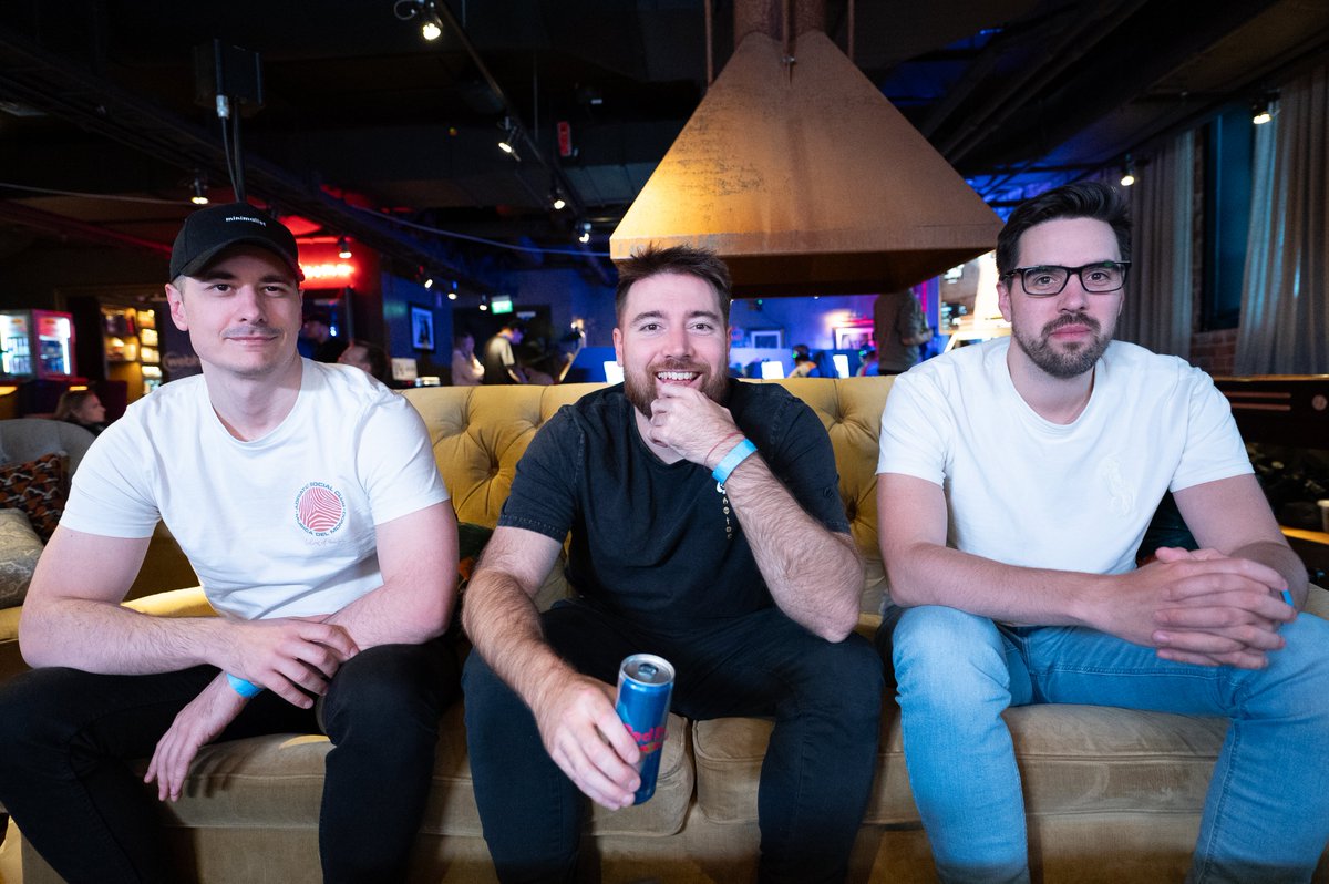 GIBAWAYGAMING's tweet image. With the launch of JOURNEY -  you might wonder what is Red Bull GIBAWAY? Why is the venue in Åre? How do you even get there? What is the Red Bull GIBAWAY experience?  

Well, let me try to explain it to you.

👉Were a boutique gaming event - a carefully curated all-in-one…