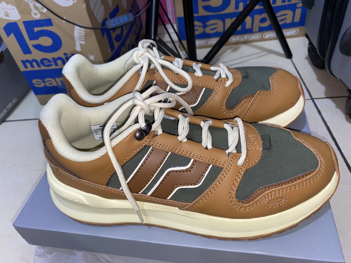 accouztlc's tweet image. hai guys mau preloved sepatu aku belum pernah dipake samsek

ukuran 41

350k (negotiable)

minat? dm aja
dom bekasi

#preloved #wts #sepatu