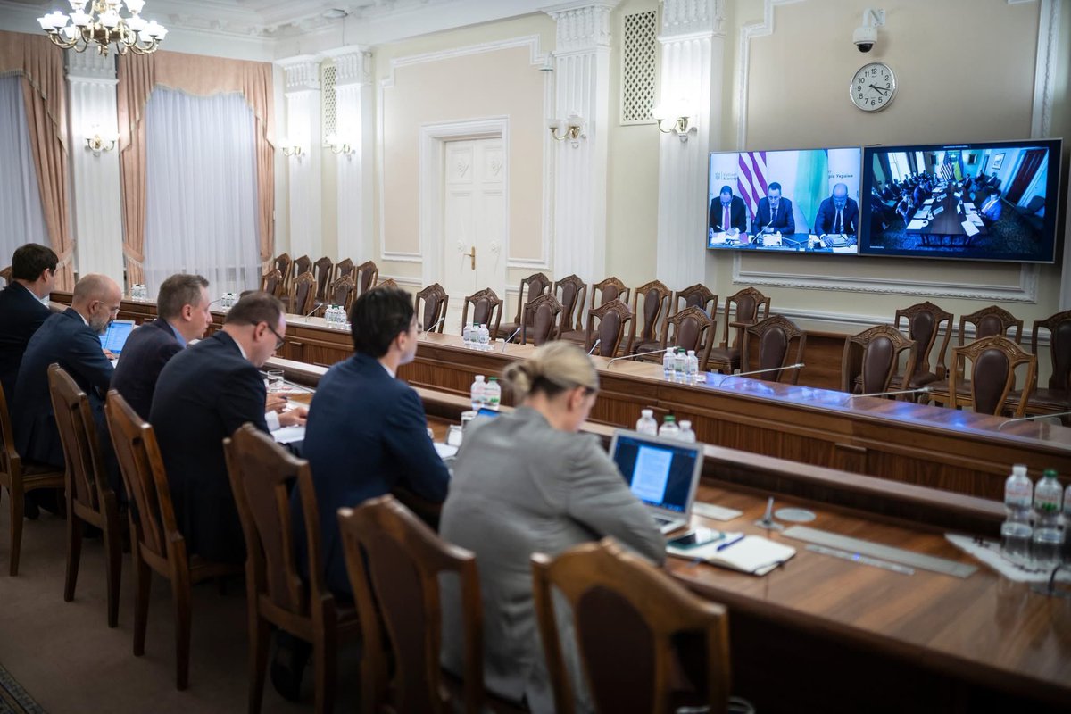 Мінекономіки tweet media