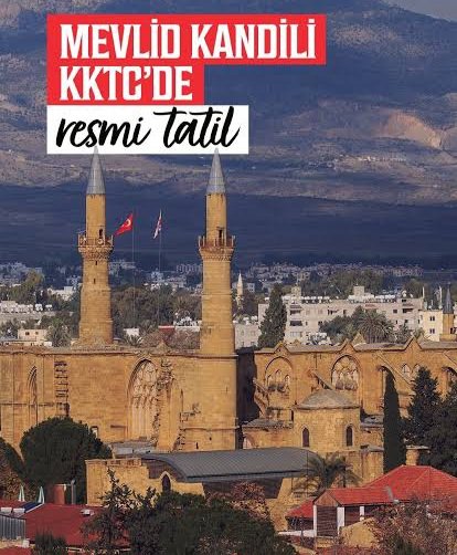Kıprıs'ta zaten her an tatil. Tapuya gidersin 9 da, saat 10 iş başı, saat 15 de gidersin vezne kapandı git yarın gel. Çarşamba giden mevlid tatili kapalı. Cuma zaten siesta. Seviyorum bu tarzı. 😄 #Cyprus