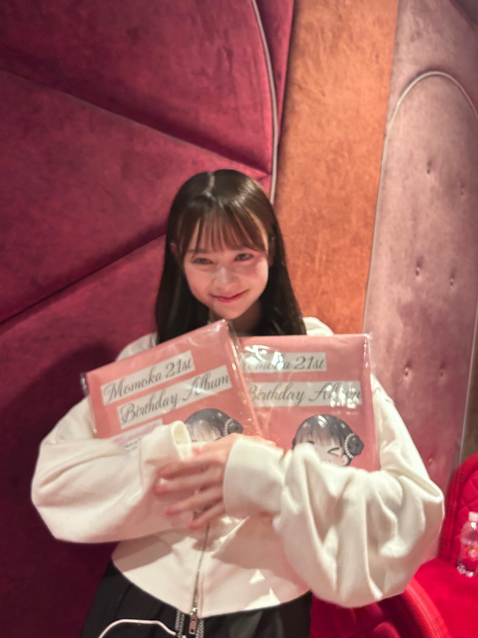 伊藤百花 AKB48 18期生昇格記念LIVE！ セット AKB48 18期生昇格記念LIVE！～青い空には 雲はひとつもない