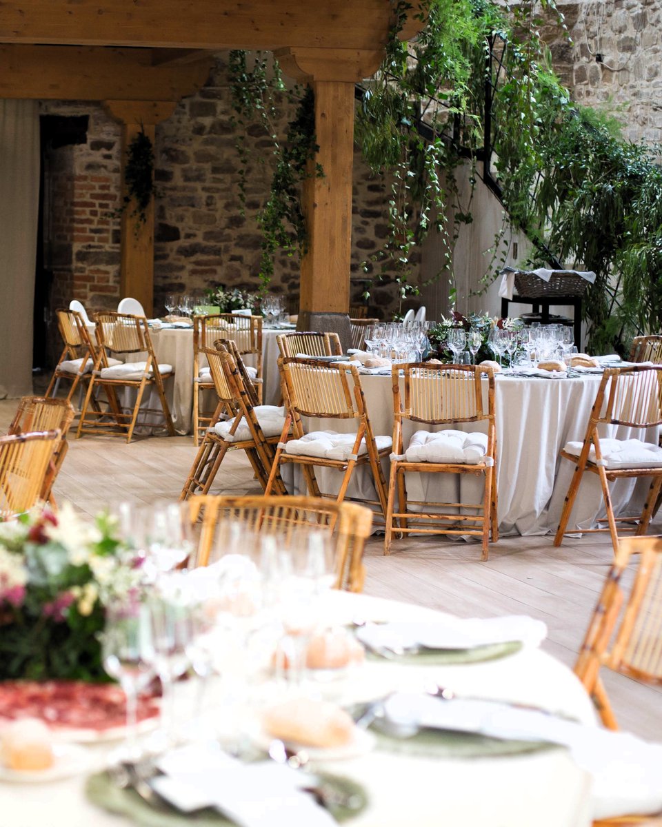 PalacioMolinar's tweet photo. El espacio se transforma y el ambiente se impregna de elegancia. Así es como nuestro salón se viste para recibir una nueva historia de amor.

Deja la organización de tu boda en nuestras manos y relájate, queremos que te olvides de preparativos y te centres en vivir cada segundo. https://t.co/uYErxUTZ3p