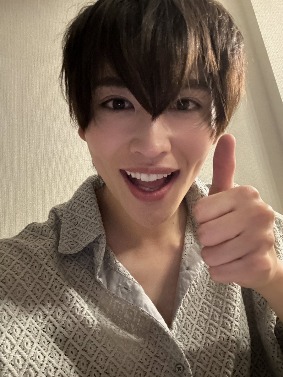 色んな方向から風が吹いても 笑顔で明日も頑張ろう！！ 髪の毛はどうし