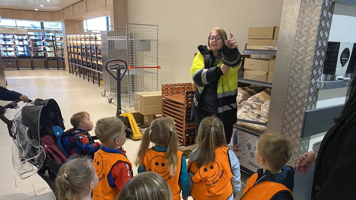 Bathgate Early Years Centre tweet media