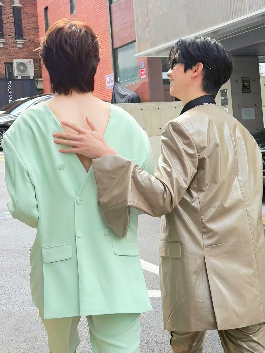 Candy_sweet_222's tweet image. มาอง มาอ่อมอะไร มาดูคนเป็นแฟนกันนี่มา คบไม่คบ ดูเอา

THOMASKONG IN SEOUL FSW
#TMKxGREEDILOUS
#โทมัสก้อง #ThomasKong